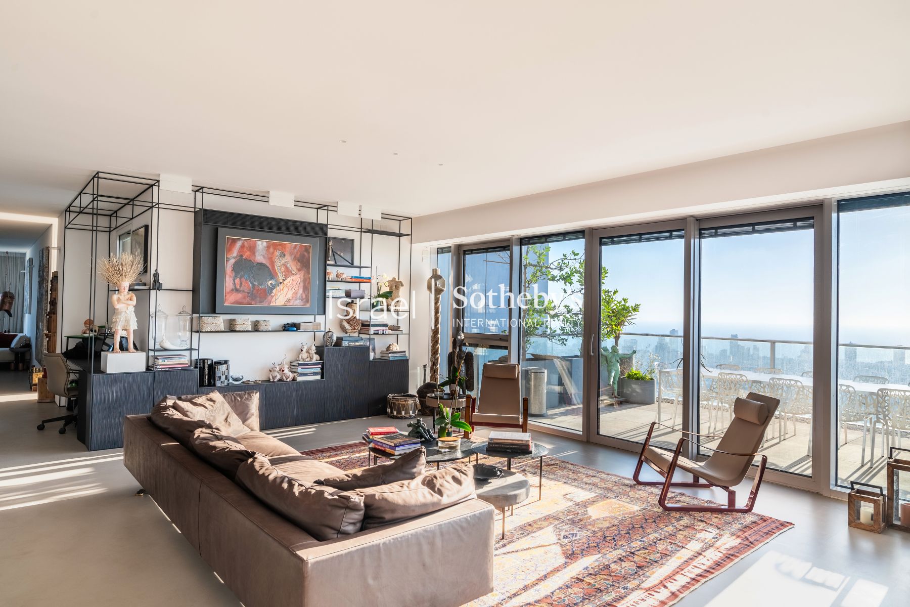 Unparalleled Sea Views Penthouse in Midtown Tower