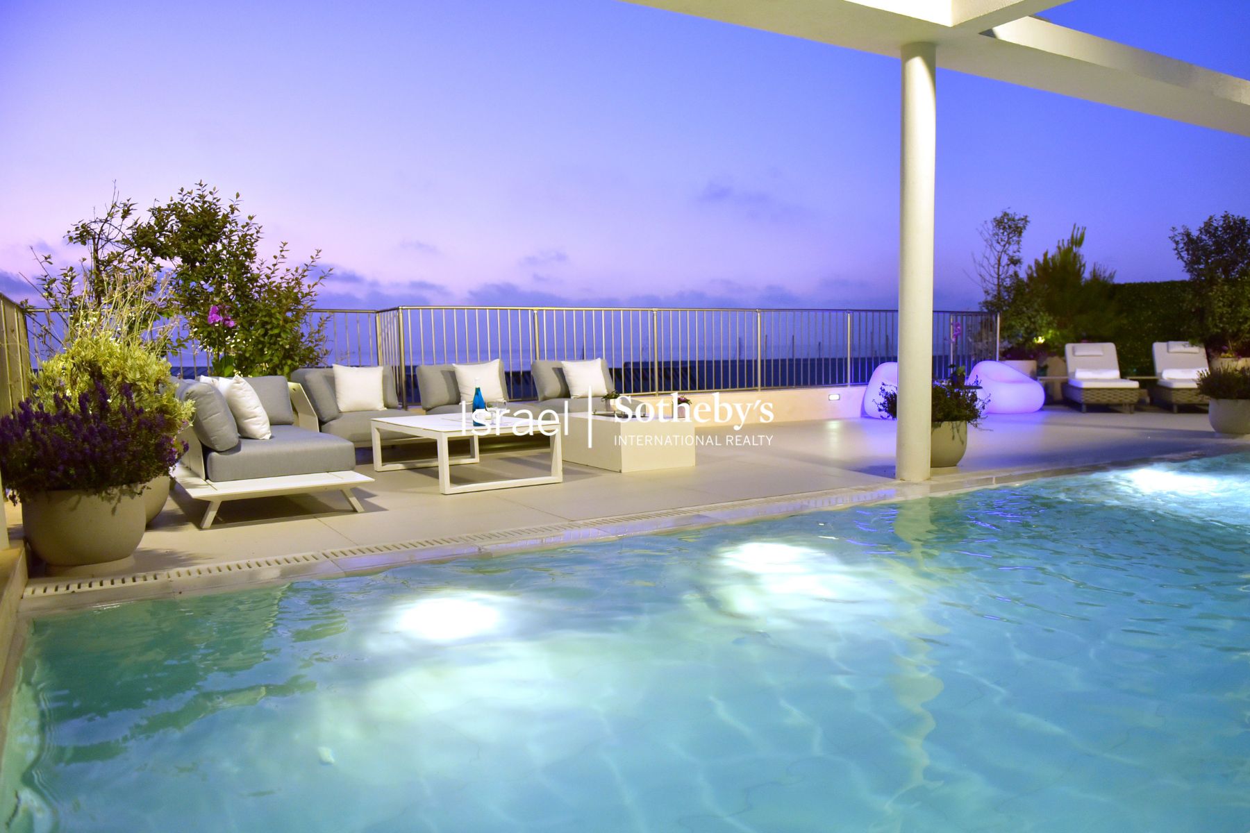 Armani-Designed Seafront Penthouse with Pool in Jaffa