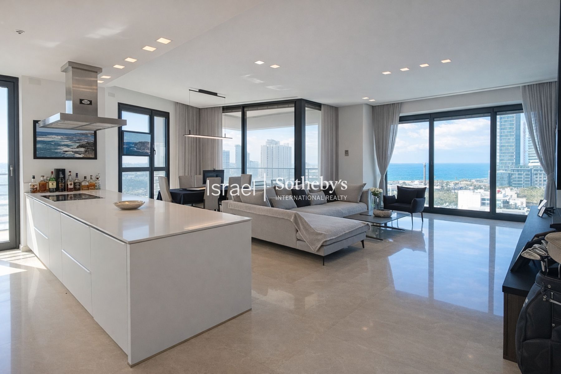 Sea View Apartment in The White City Residence